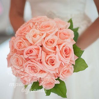 Букет невесты из персиковых роз